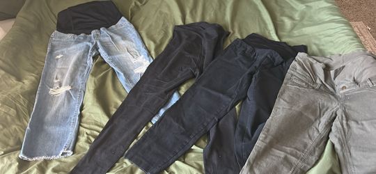 Maternity clothes