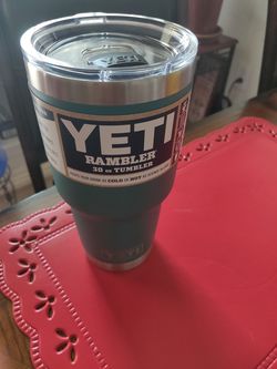 Yeti Rambler 46 Oz Bottle for Sale in Houston, TX - OfferUp