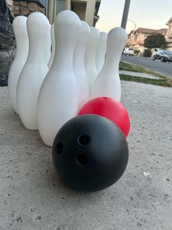 Play Day Jumbo Bowling Set