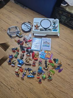Skylanders Large Lot Figures Portals Games