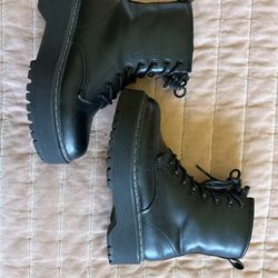 Steve Madden Basille Platform Lace Up Combat Boots 7 Euc