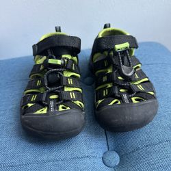 Keen Water Shoes/Sandals