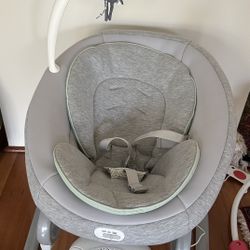 Graco Soothe Swing with Removable Rocker
