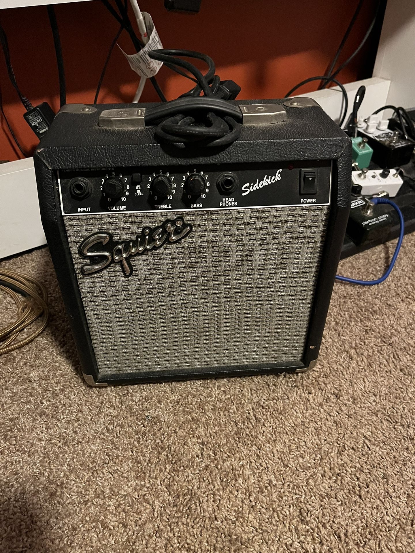 Squier Sidekick Guitar Amp