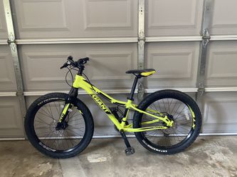 Giant xtc jr sl myterious 24