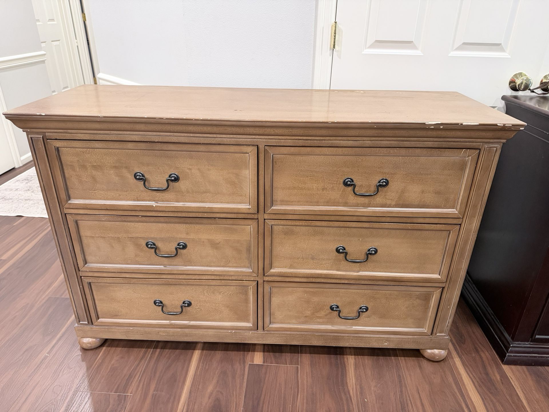 6 Drawer Dresser