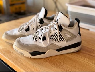 Jordan 4’s Military Black Youth
