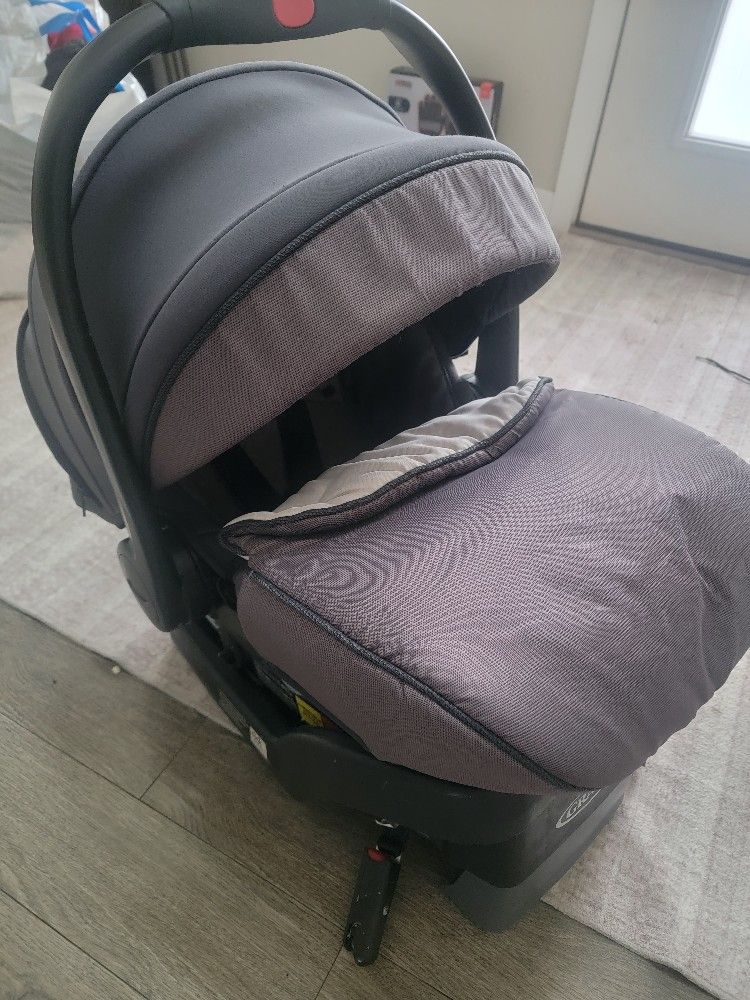 Graco Snugride Snuglock 35 Car Seat