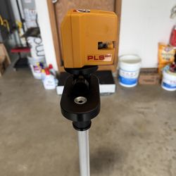 Laser Level with tripod