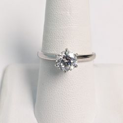 14kt Solitaire Diamond Ring