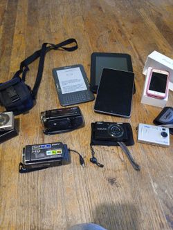 Lot of small electronics-untested