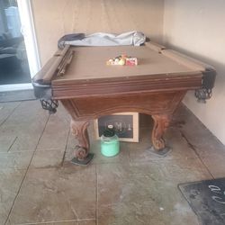 Billard Pool Table