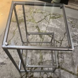 Acrylic And Metal Accent/ End Table