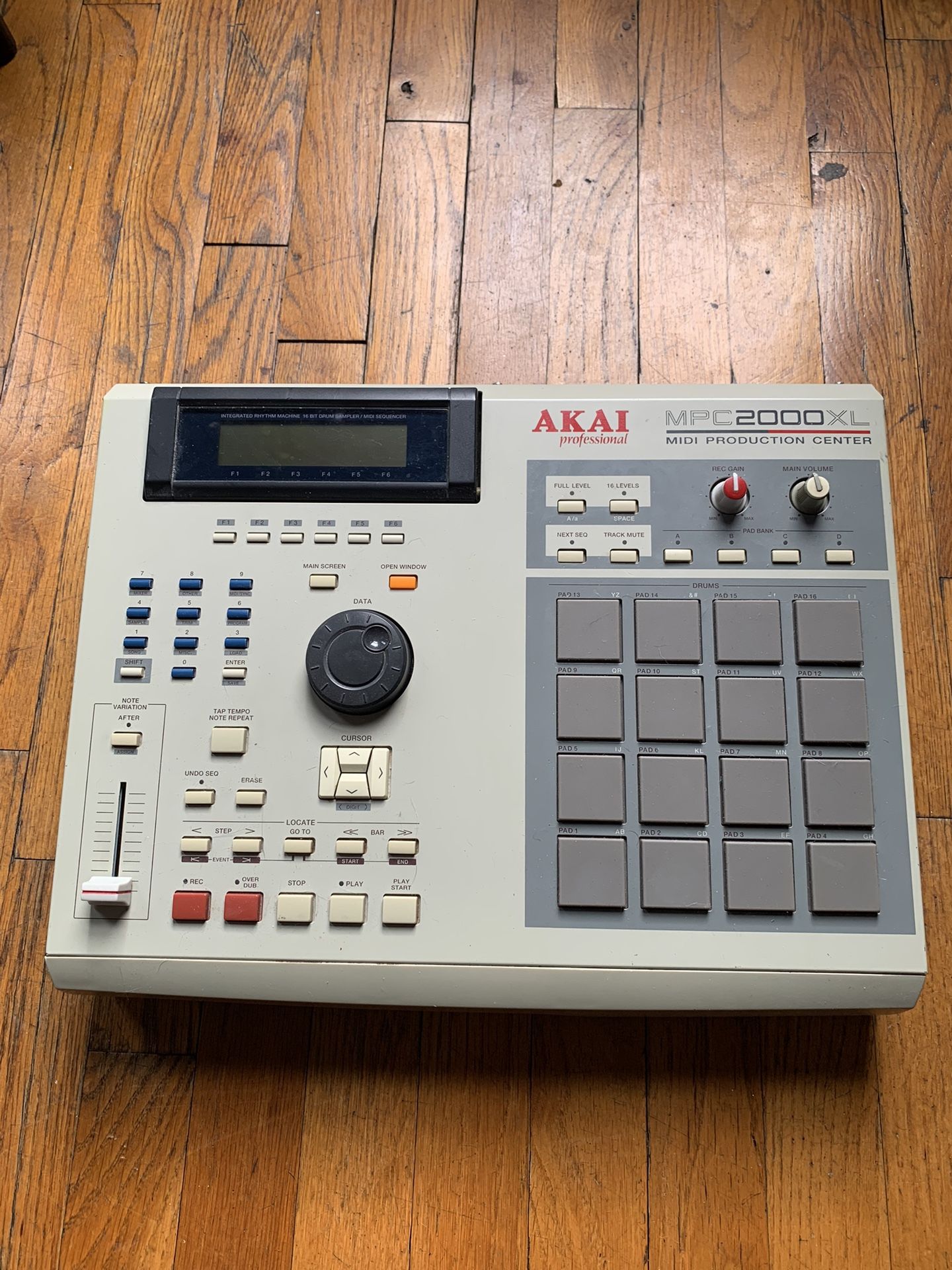 Akai Mpc 2000 Xl for Sale in New York, NY - OfferUp