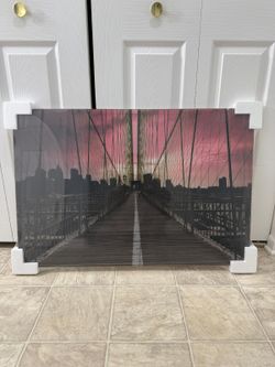 beautiful brand new 24 by 36 inch tempered glass wall art. (MUST SELL TODAY!)