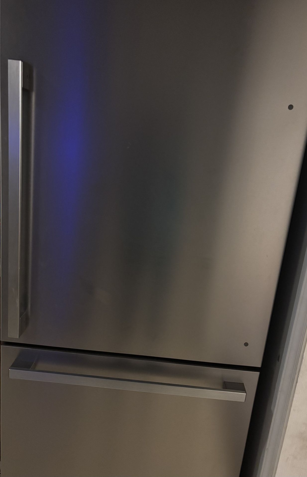 HISENSE REFRIGERATOR