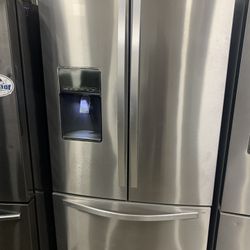REFRIGERATOR 