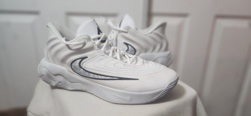 Nike Giannis Immortality 4