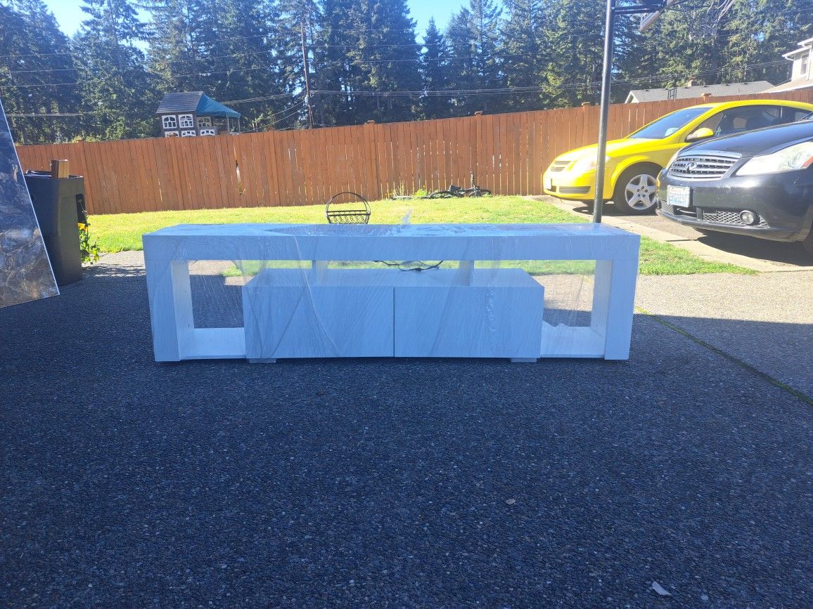 White Tv Stand