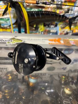 Accurate Valiant 800 Narrow two speed salt water fishing reel.