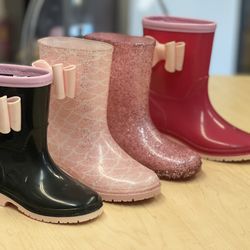 Rain Boots For Kids Sizes 11,12,13,1,2,3,4