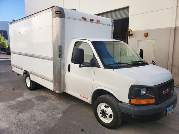 04 GMC box truck for Sale in Las Vegas, NV - OfferUp
