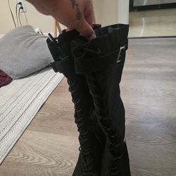 Torrid boots