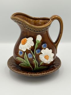 Vintage Majolica Water Pitcher Floral Daisy With Under Plate Japan