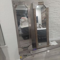 2 mirrors