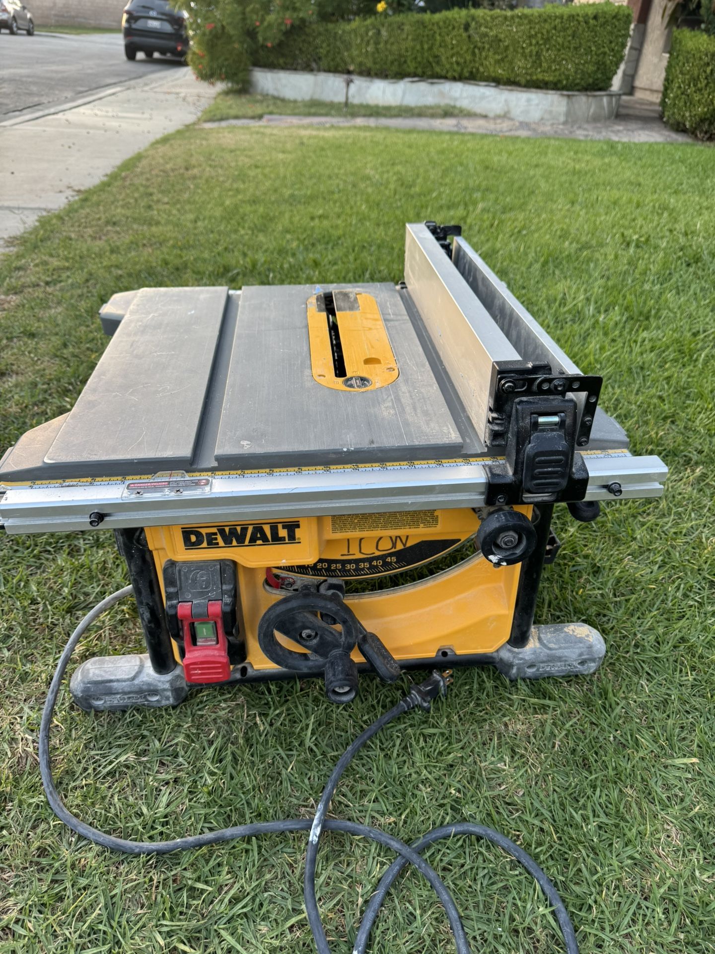 Dewalt Corded Table Saw