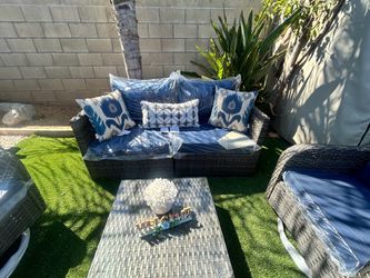 Patio set outdoor furniture brand new