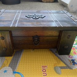 Antique Jewelry Boc