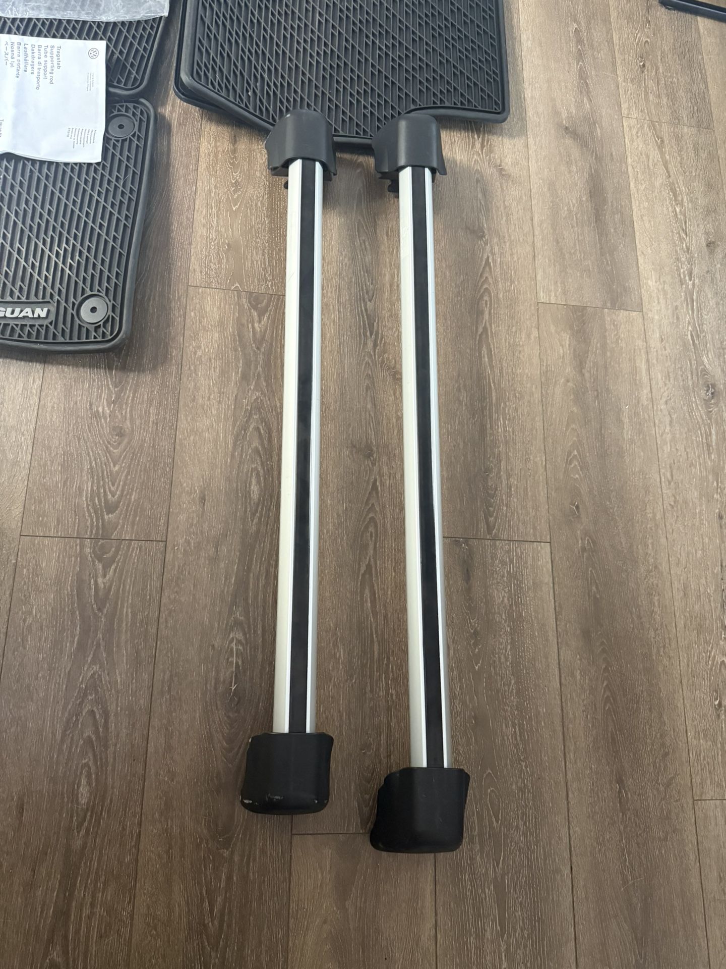 Voltwagan Rack Set (used But Good Condition)
