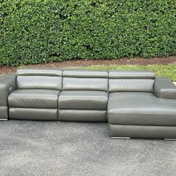 Sectional Sofa/Couch - Recliner - Leather - Gray - Delivery Available 🚛