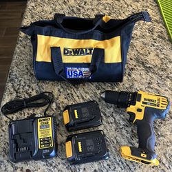 20v DEWALT Drill Set. Brand New. 2 Batteries Included. 