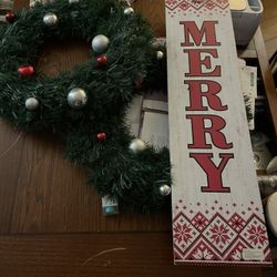 Christmas Wreath & Sign 