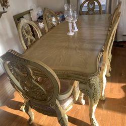 TUSCANY III ANTIQUE TABLE