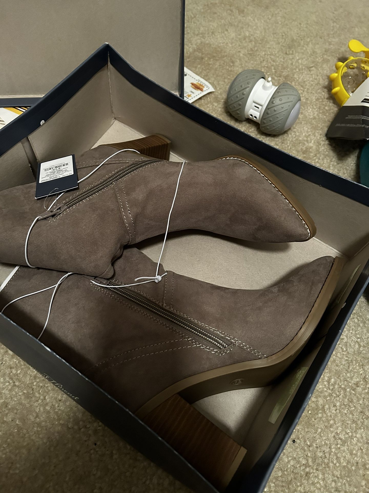 Brand New Shoes For Women