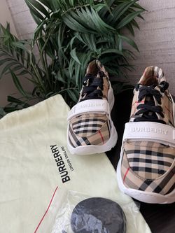 Women's burberry cheap shirt replica