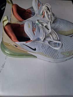 Nike snaekers
