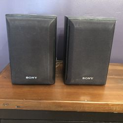 Pair Of Sony Bookshelf Speakers 