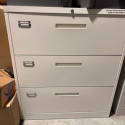 Filing Cabinet 