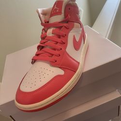 Woman Air Jordan 1 MID (pink) 