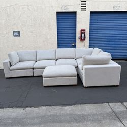 Thomasville Lowell 6-piece Light Gray Modular Sectional