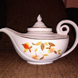 Vintage Hall "AUTUMN LEAF" Mary Dunbar Jewel ~ 5 Cup Aladdin Tea Pot w/Infuser  ~ 7" Tall