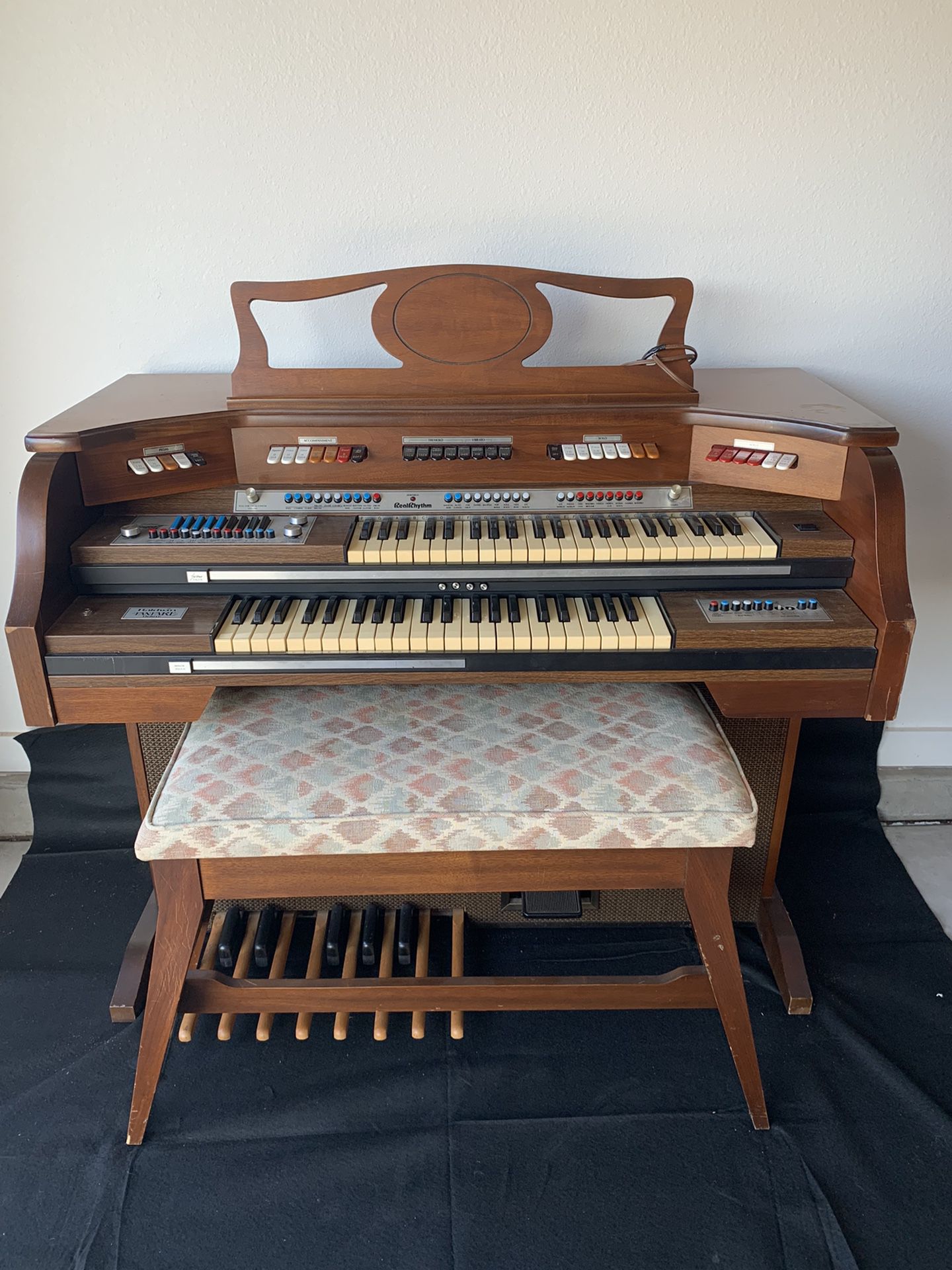 Baldwin Fanfare Deluxe Organ