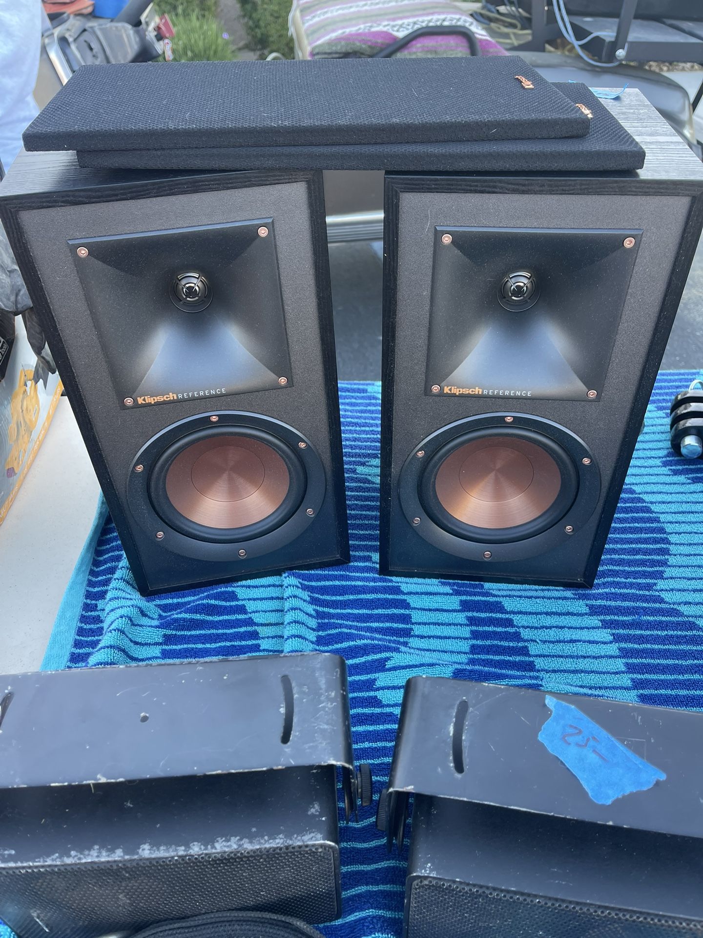 Klipsch 7.1 Surround Sound Speakers With Sub