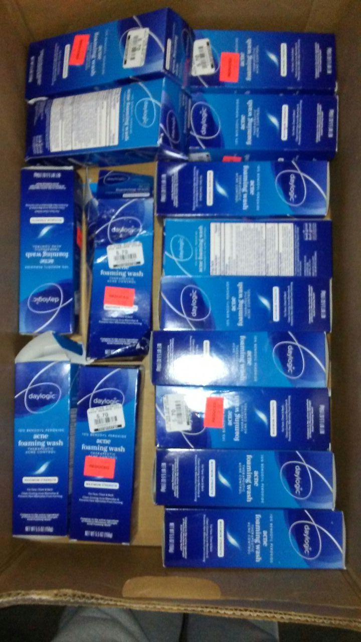Lot of 15 daylogic acne foaming face wash maximum strength