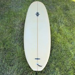 8’6 South Coast Surfboard Longboard 