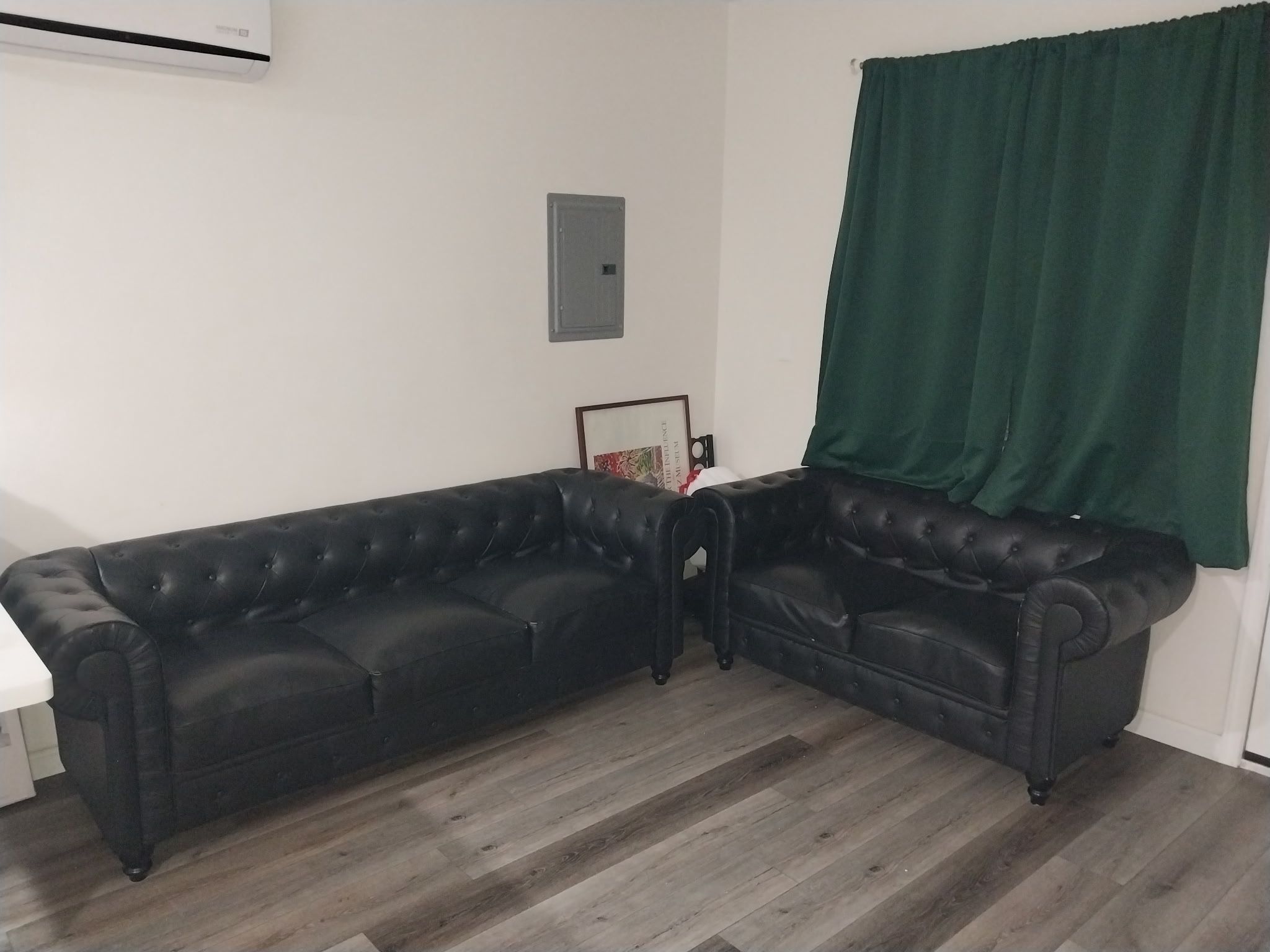 Couches Moving Need Gone